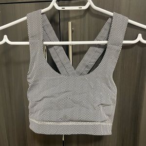 Lululemon size 6 bra
